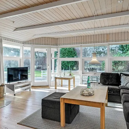 Three-bedroom With A Fireplace In * Melby